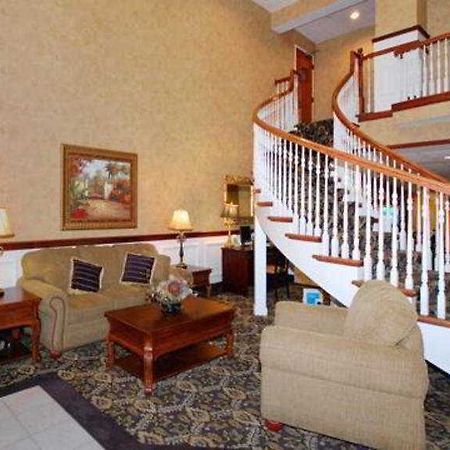 Comfort Suites Airport Columbus Dalaman gambar